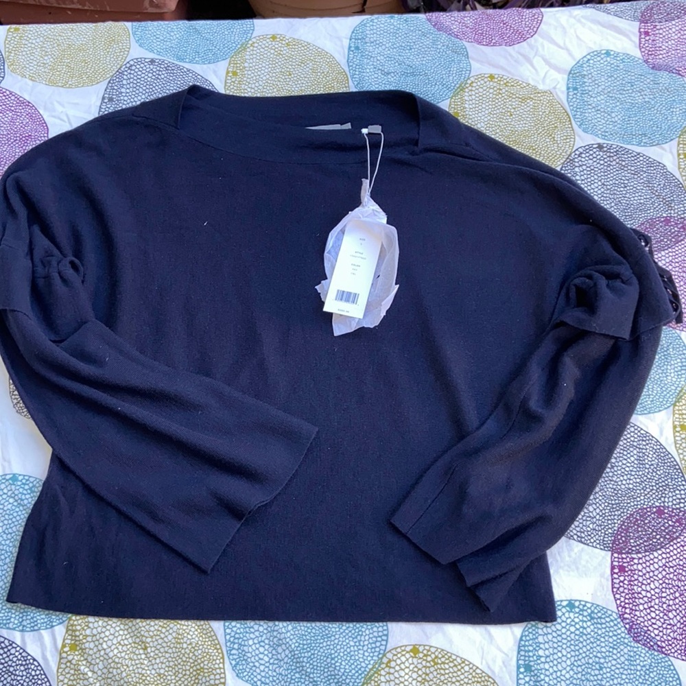 Vince sweatshirt